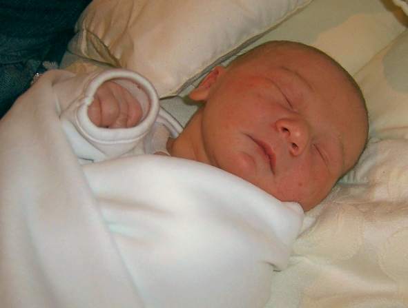 Matthew, taken 6 hours after birth - 8.45am 26th August 2006